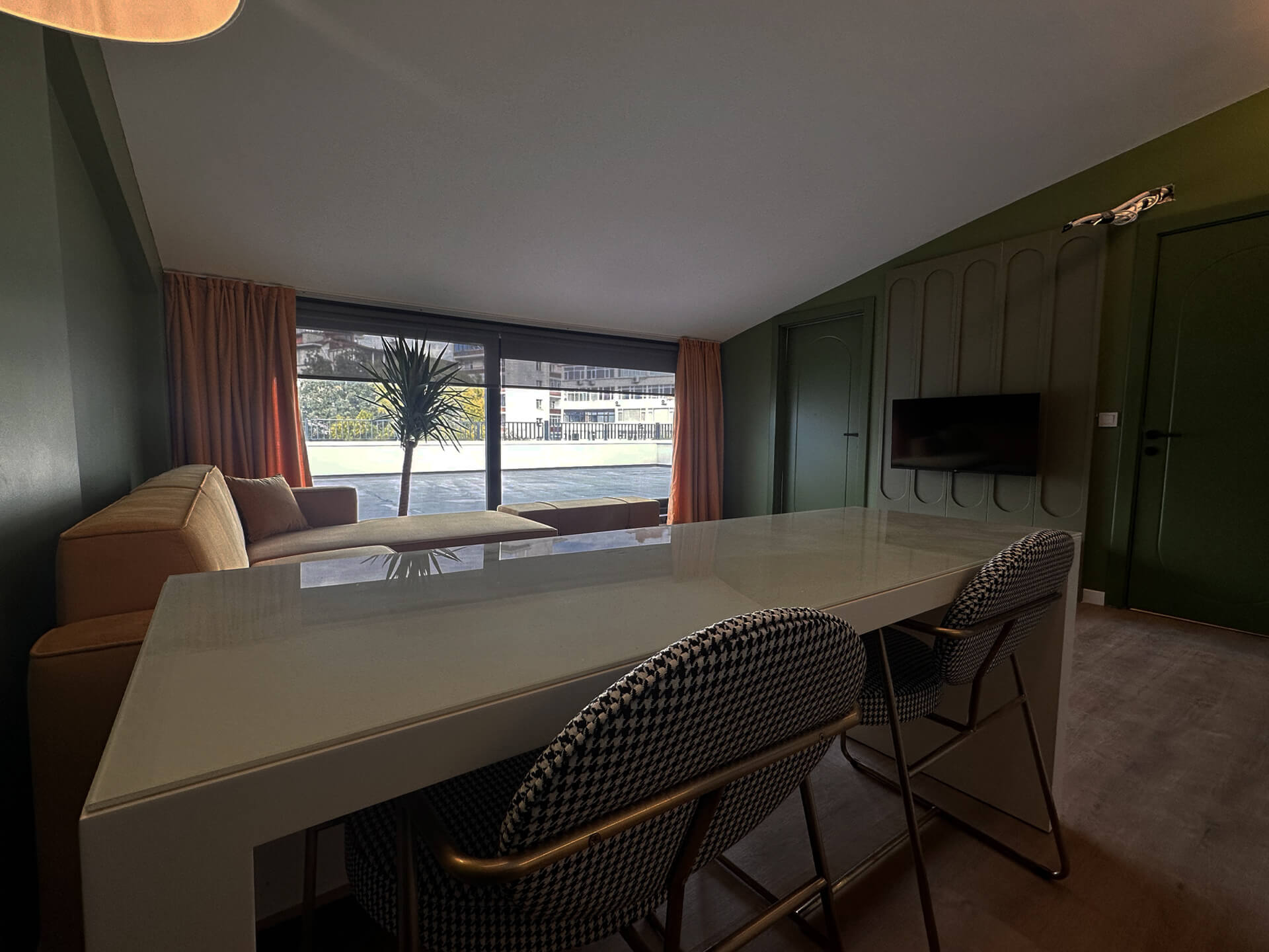 Çankaya Apart 8 teras5-tunalı